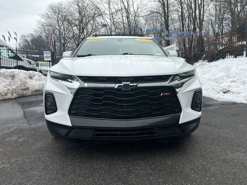 2019 Chevrolet Blazer - Image 2 of 12