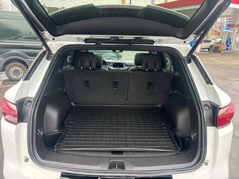 2019 Chevrolet Blazer - Image 11 of 12