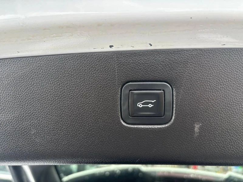 2019 Chevrolet Blazer - Image 12 of 12