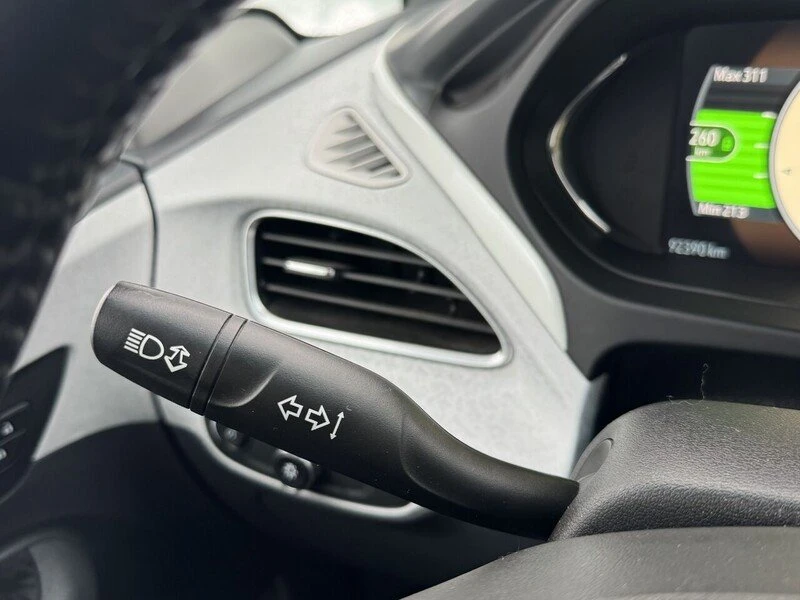2019 Chevrolet Volt - Image 18 of 20