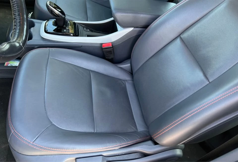 2019 Chevrolet Volt - Image 2 of 5
