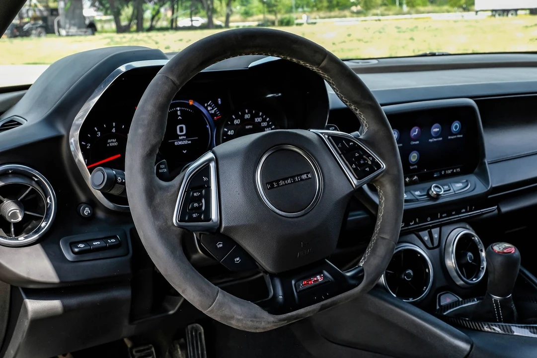 2019 Chevrolet Camaro SS 6th Gen - Image 17 of 31
