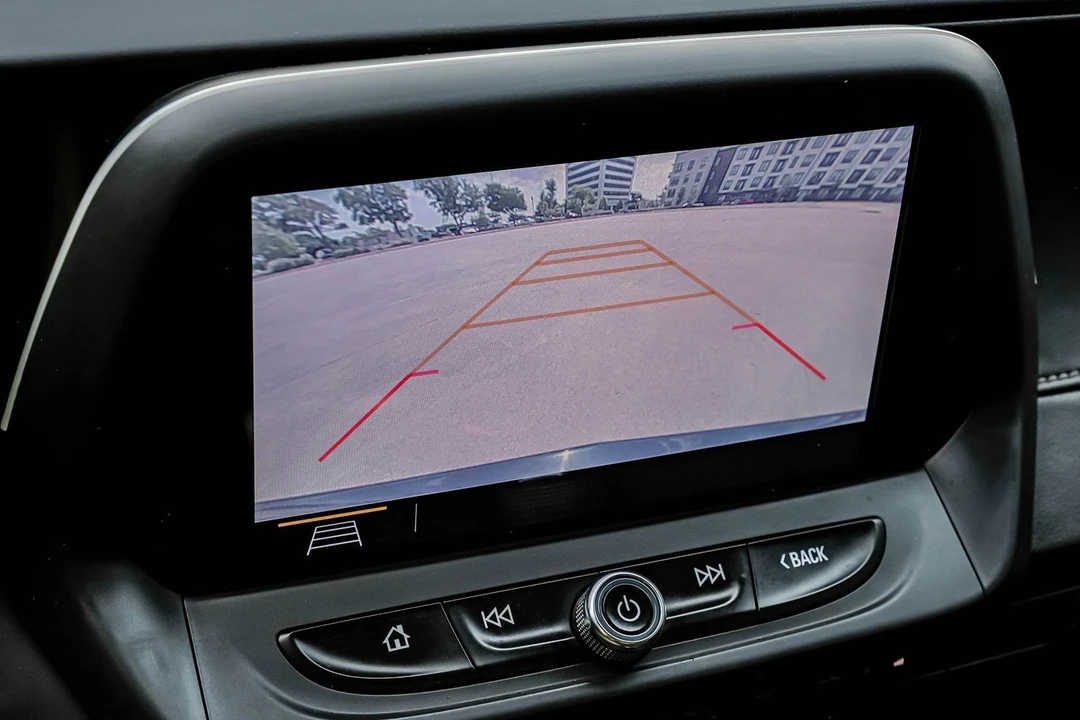 2019 Chevrolet Camaro SS 6th Gen - Image 23 of 31