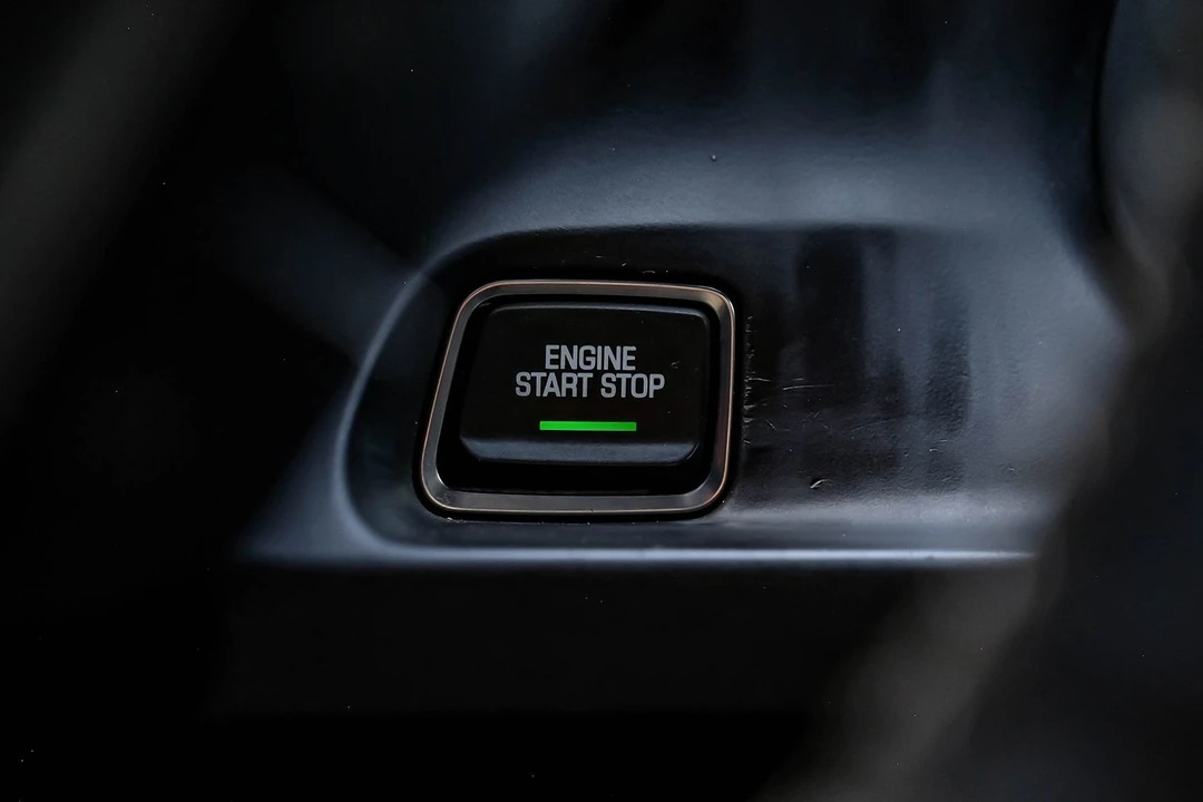 2019 Chevrolet Camaro SS 6th Gen - Image 22 of 31
