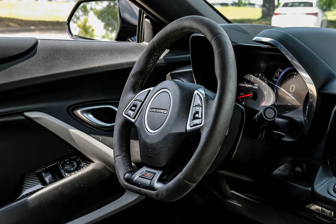 2019 Chevrolet Camaro SS 6th Gen - Image 16 of 31