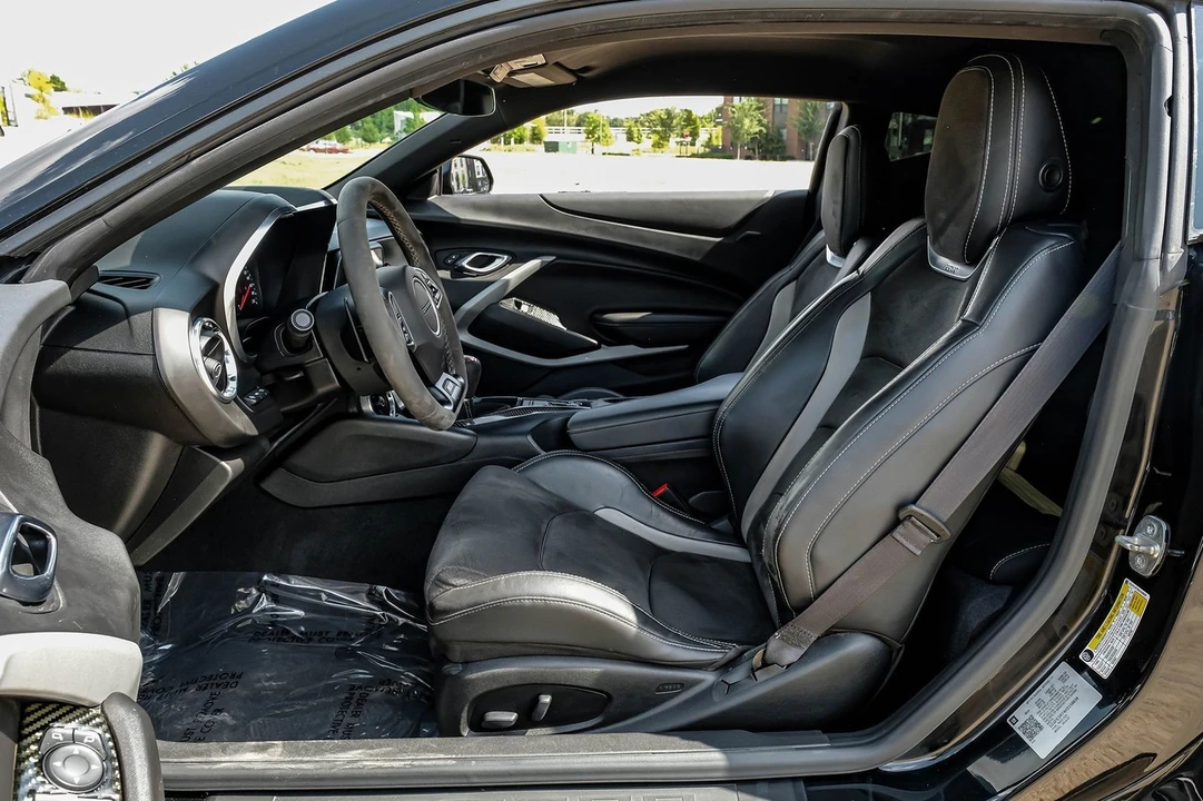 2019 Chevrolet Camaro SS 6th Gen - Image 4 of 31