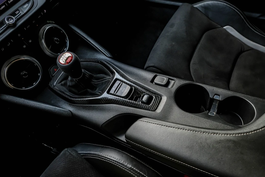 2019 Chevrolet Camaro SS 6th Gen - Image 26 of 31