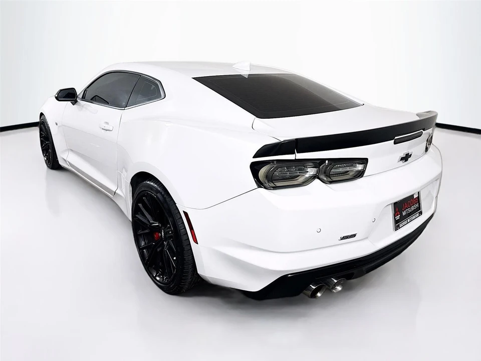 2019 Chevrolet Camaro SS 6th Gen - Image 5 of 21