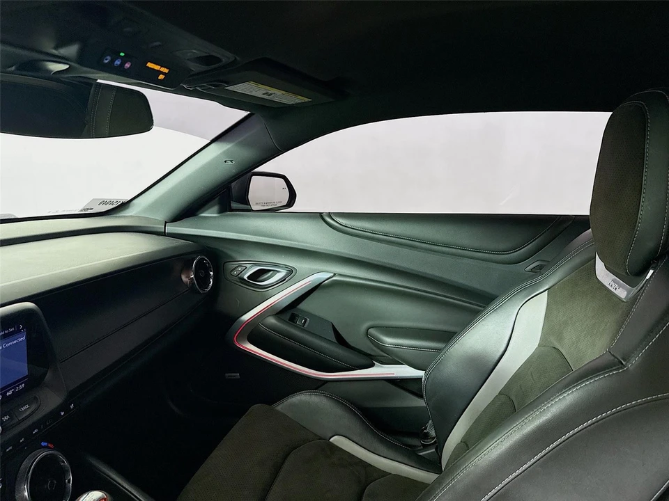 2019 Chevrolet Camaro SS 6th Gen - Image 20 of 21