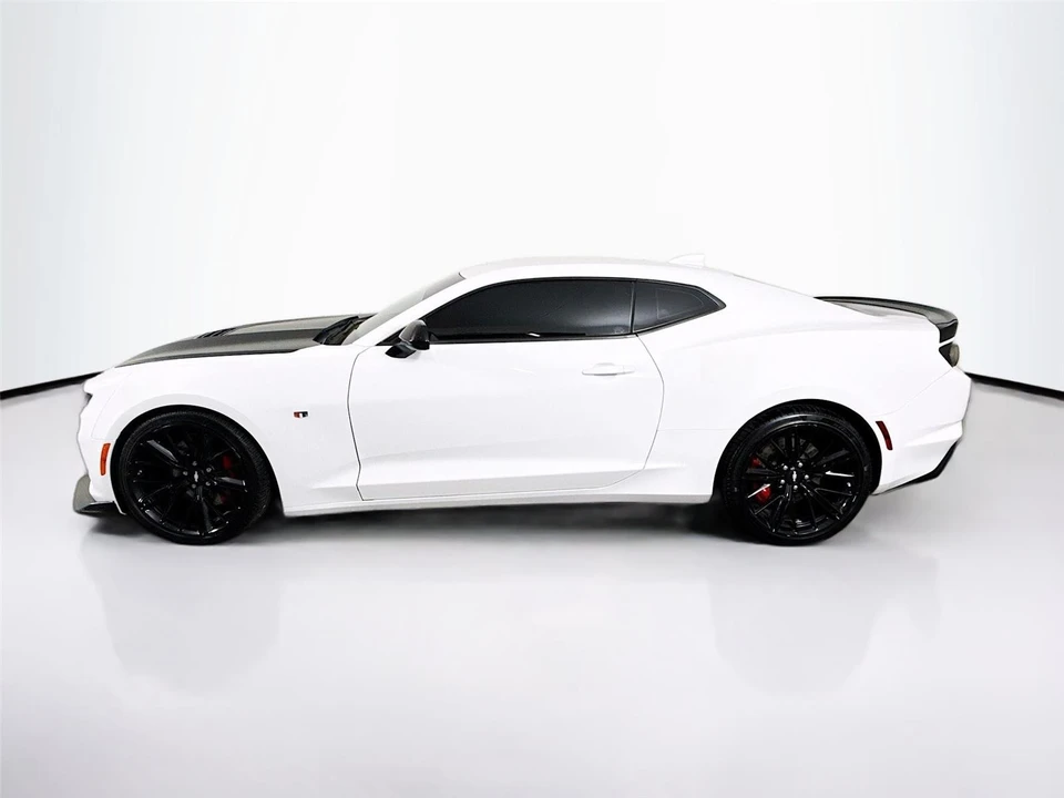 2019 Chevrolet Camaro SS 6th Gen - Image 4 of 21