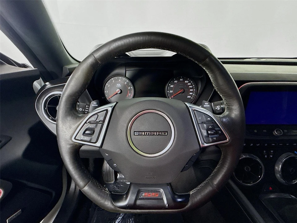 2019 Chevrolet Camaro SS 6th Gen - Image 11 of 21