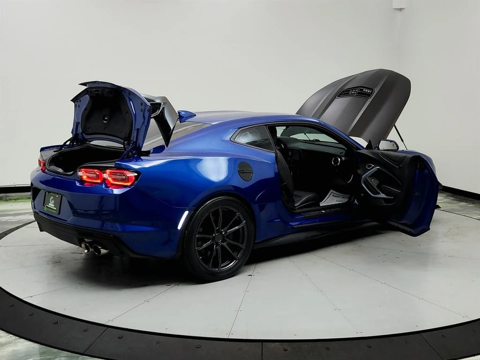 2019 Chevrolet Camaro SS 6th Gen - Image 11 of 12