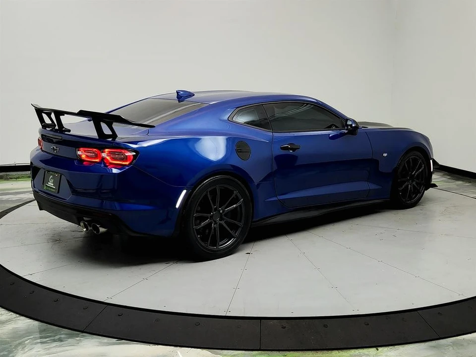 2019 Chevrolet Camaro SS 6th Gen - Image 5 of 12