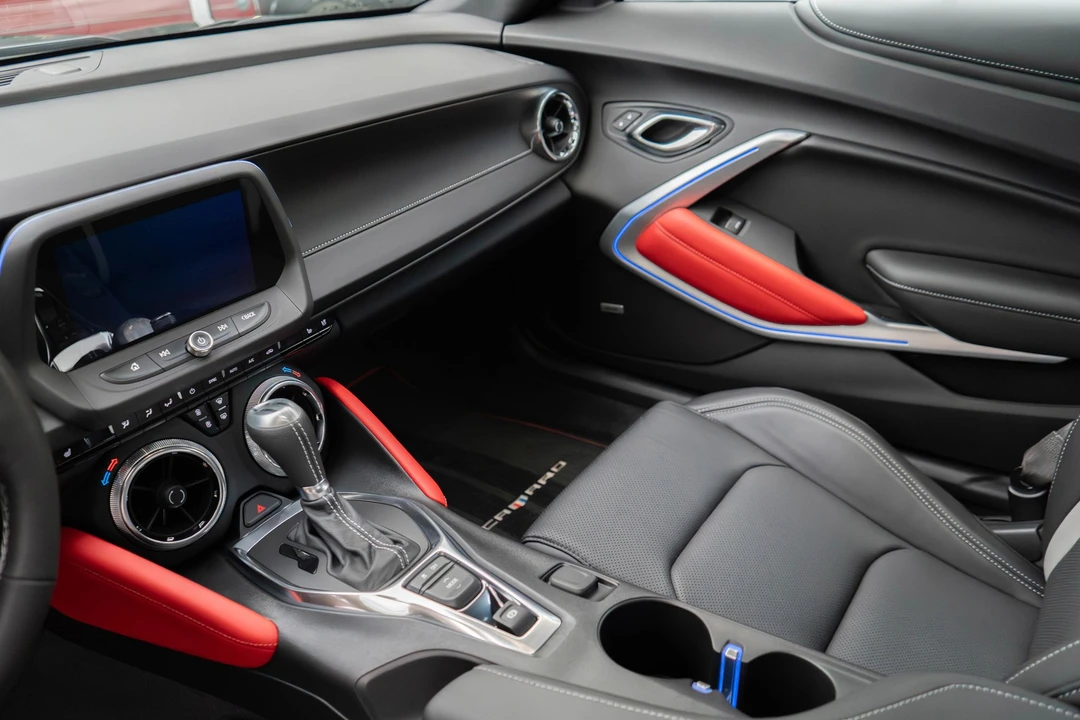 2019 Chevrolet Camaro SS 6th Gen - Image 15 of 21
