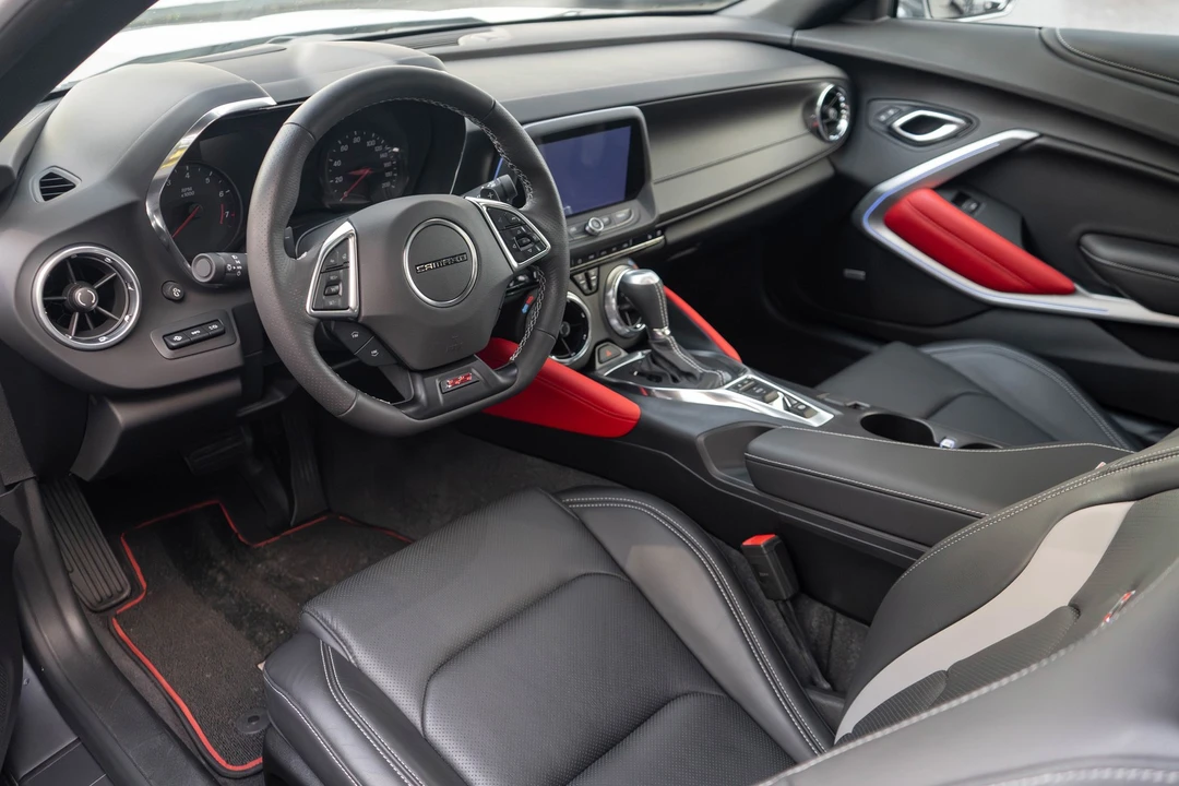 2019 Chevrolet Camaro SS 6th Gen - Image 7 of 21