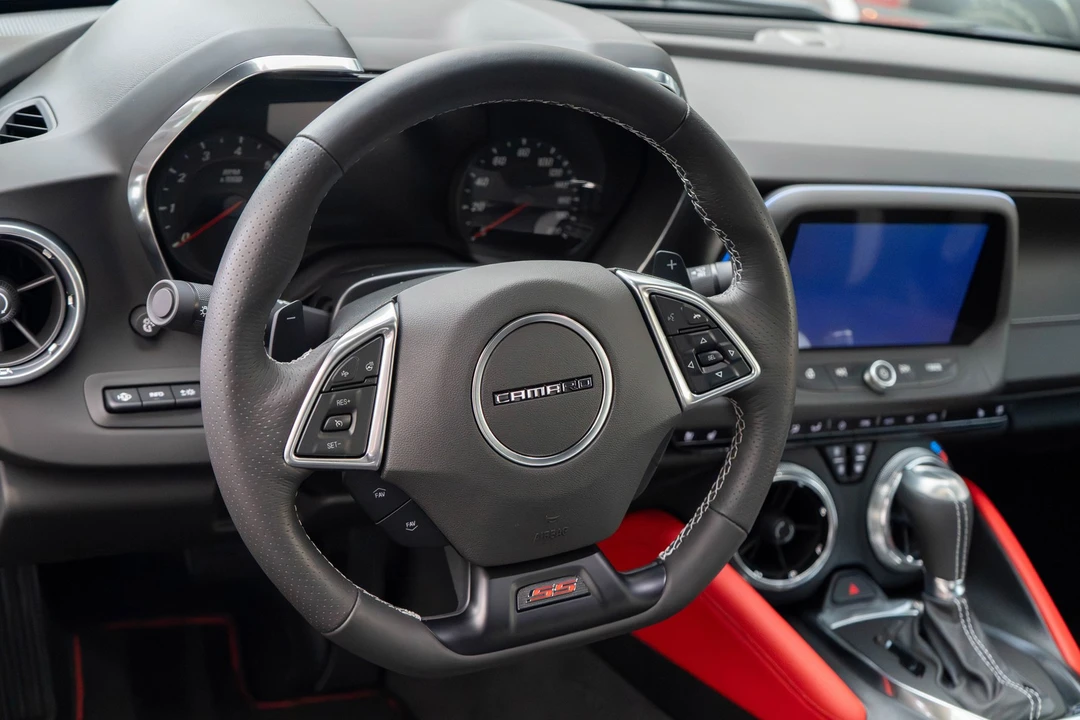 2019 Chevrolet Camaro SS 6th Gen - Image 13 of 21