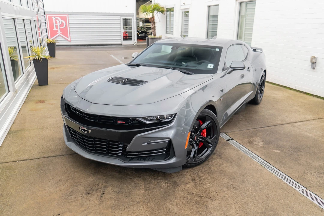 2019 Chevrolet Camaro SS 6th Gen - Image 2 of 21