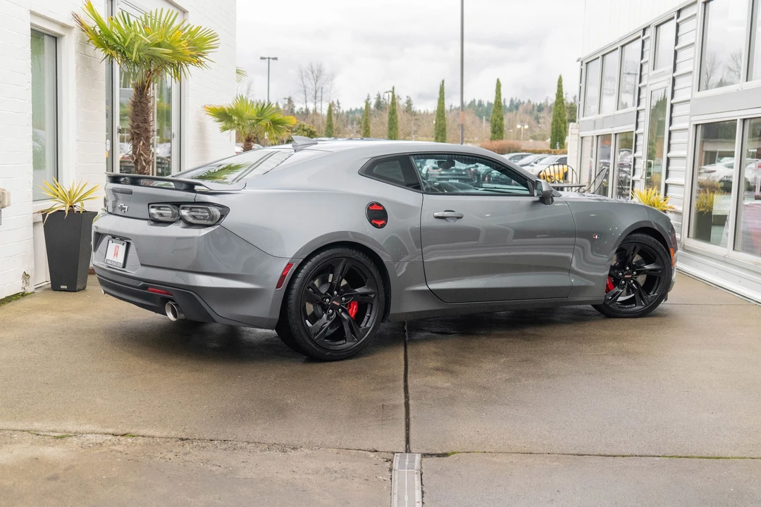 2019 Chevrolet Camaro SS 6th Gen - Image 6 of 21