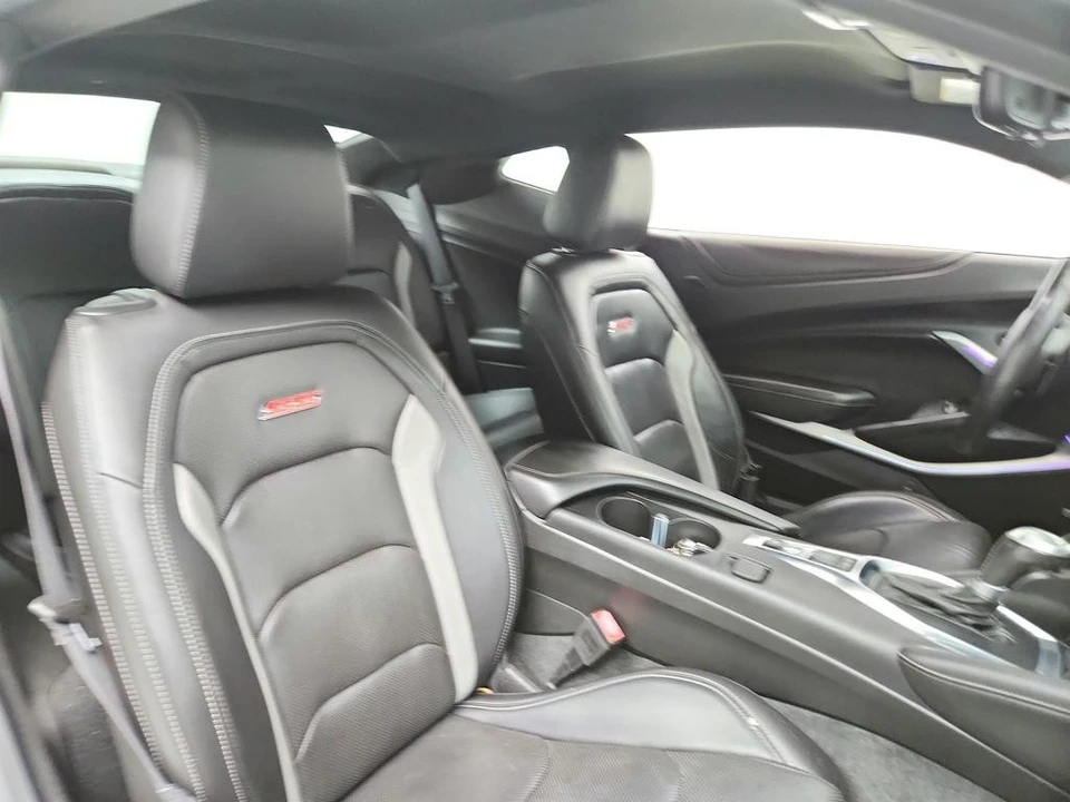2019 Chevrolet Camaro SS 6th Gen - Image 25 of 31
