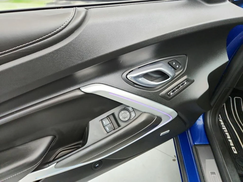 2019 Chevrolet Camaro SS 6th Gen - Image 21 of 31