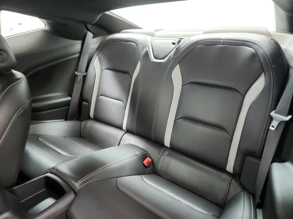 2019 Chevrolet Camaro SS 6th Gen - Image 23 of 31