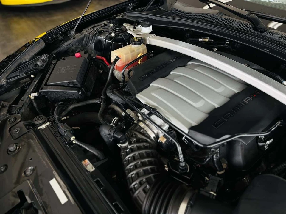 2019 Chevrolet Camaro SS 6th Gen - Image 25 of 31