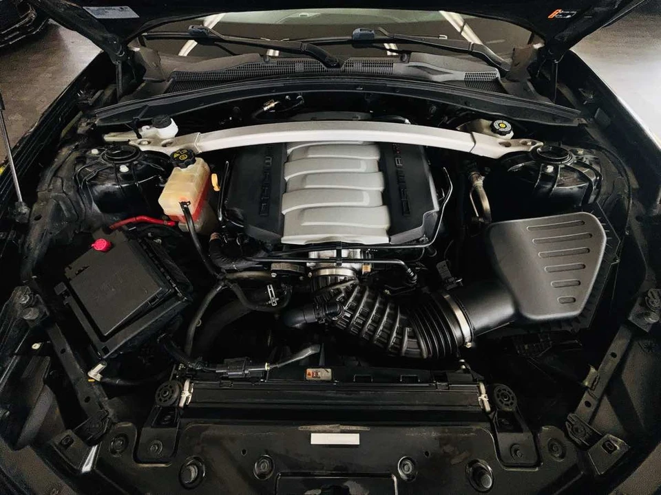 2019 Chevrolet Camaro SS 6th Gen - Image 27 of 31