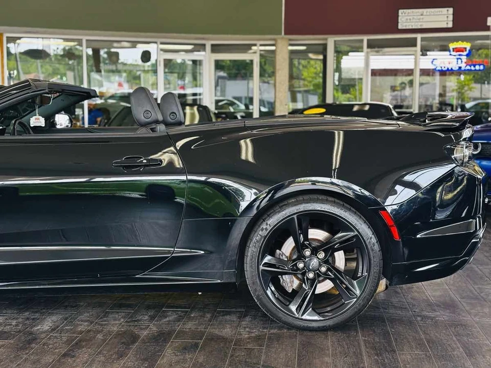 2019 Chevrolet Camaro SS 6th Gen - Image 17 of 31