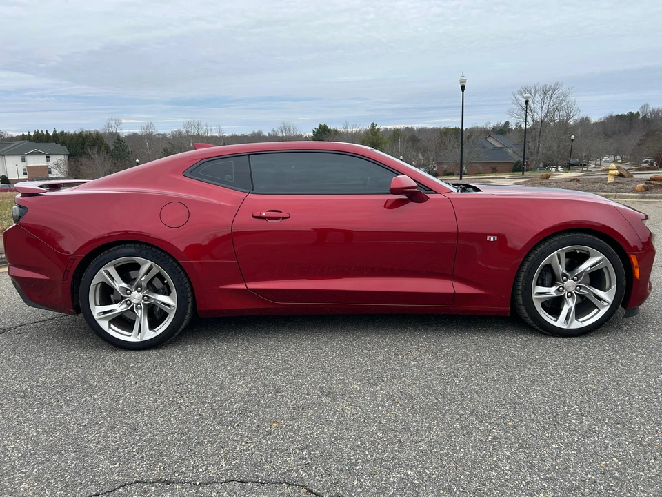2019 Chevrolet Camaro SS 6th Gen - Image 8 of 31