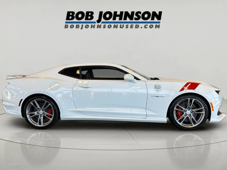 2019 Chevrolet Camaro SS 6th Gen - Image 2 of 20