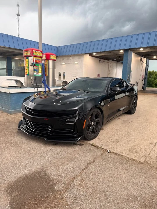 2019 Chevrolet Camaro SS 6th Gen - Image 2 of 3