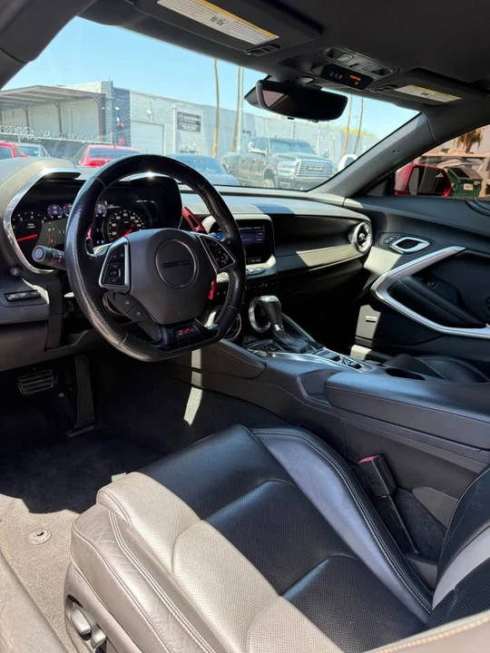 2019 Chevrolet Camaro SS 6th Gen - Image 9 of 17