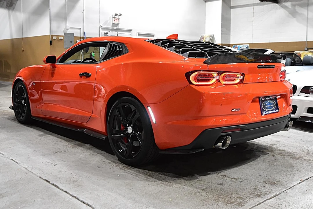 2019 Chevrolet Camaro SS 6th Gen - Image 13 of 31