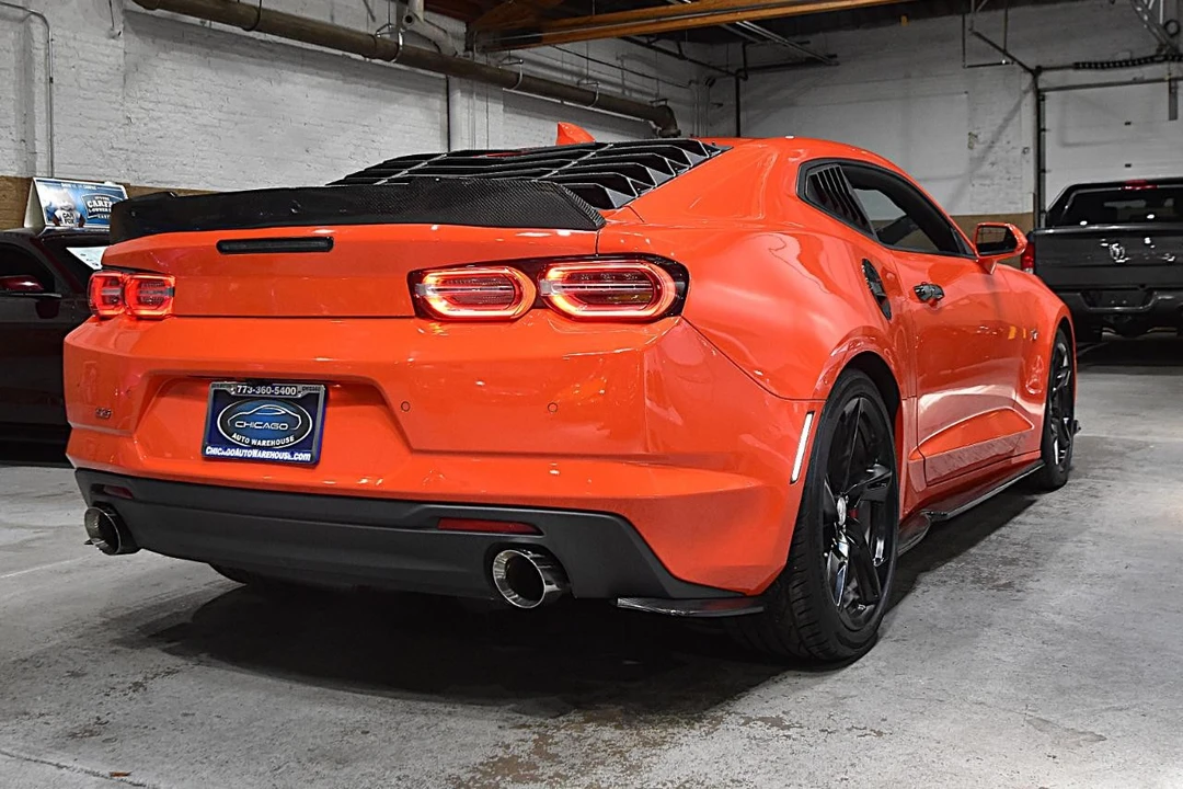 2019 Chevrolet Camaro SS 6th Gen - Image 9 of 31