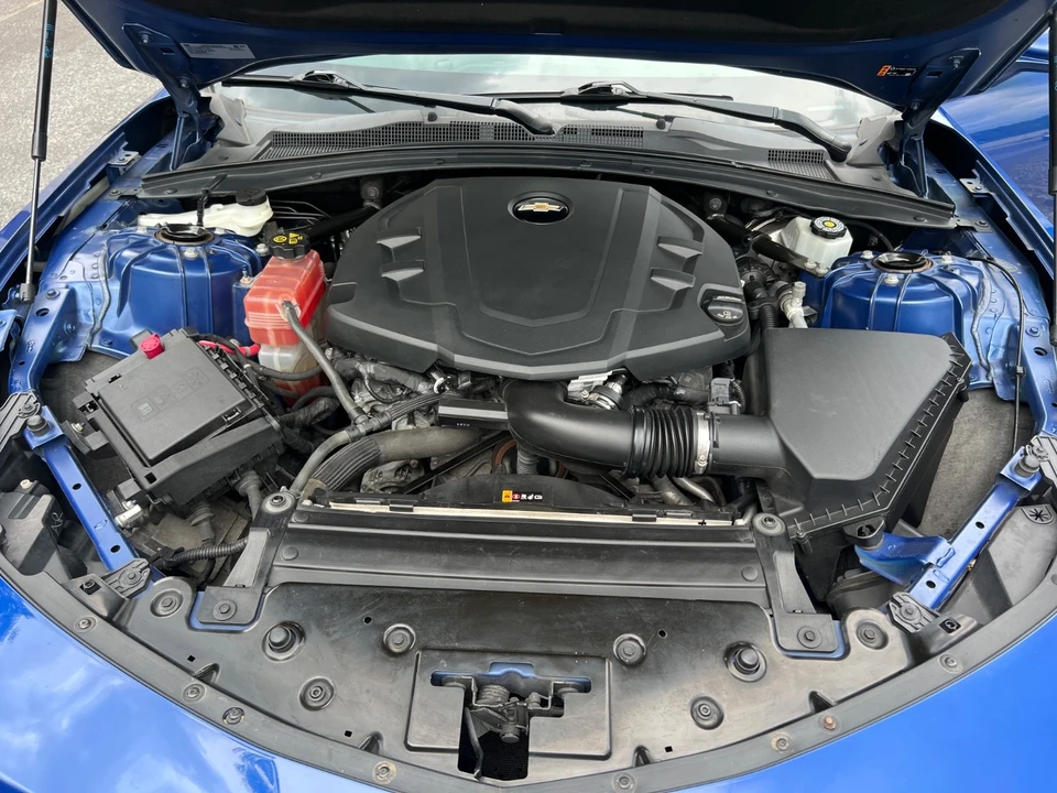 2019 Chevrolet Camaro 6th Gen - Image 10 of 13