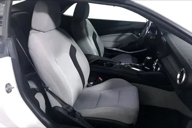 2019 Chevrolet Camaro 6th Gen - Image 6 of 12