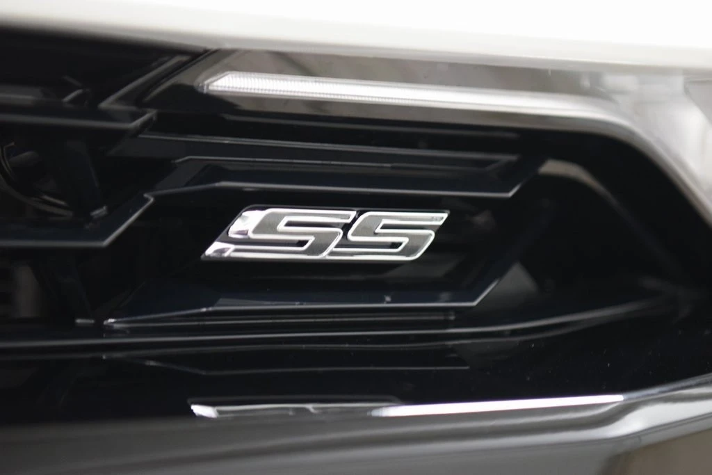 2019 Chevrolet Camaro SS 6th Gen - Image 16 of 21