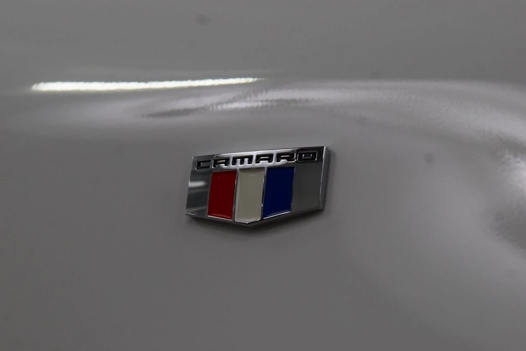 2019 Chevrolet Camaro SS 6th Gen - Image 18 of 21