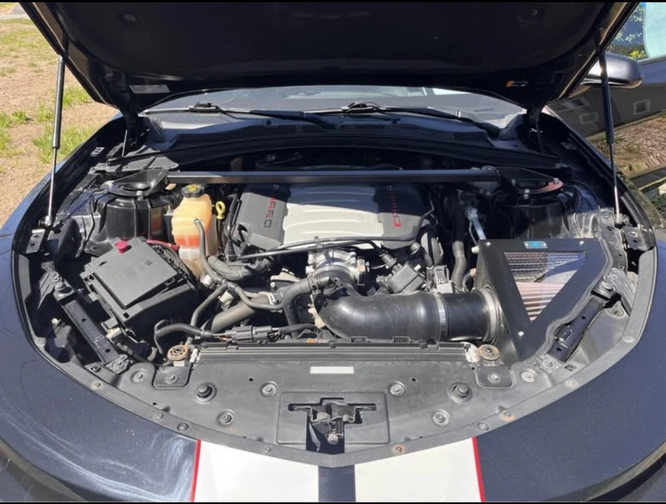 2019 Chevrolet Camaro SS 6th Gen - Image 9 of 18