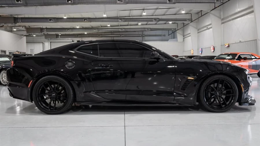 2019 Chevrolet Camaro SS 6th Gen - Image 2 of 13