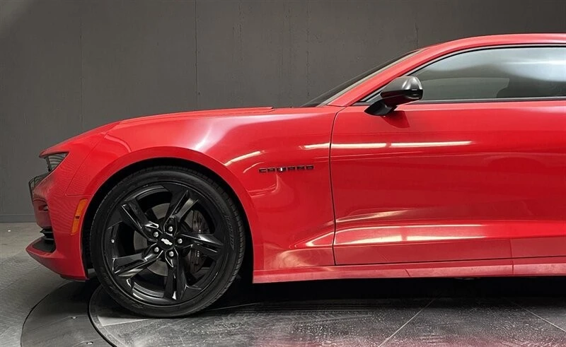 2019 Chevrolet Camaro SS 6th Gen - Image 8 of 21