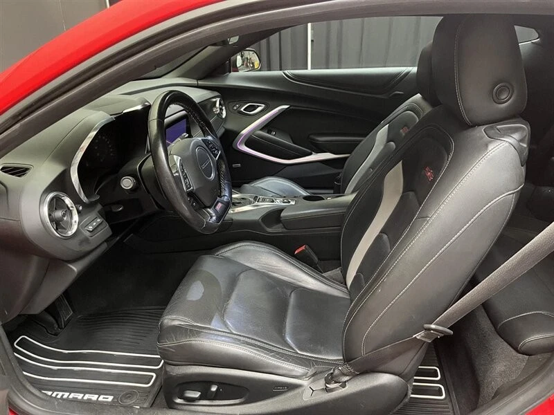 2019 Chevrolet Camaro SS 6th Gen - Image 2 of 21