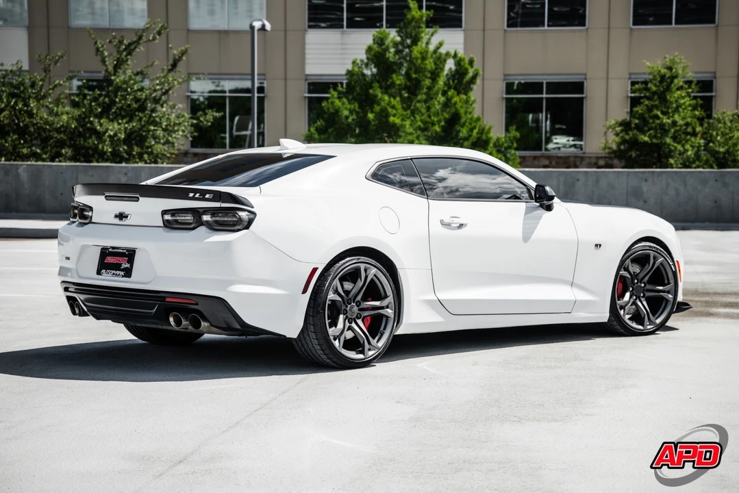 2019 Chevrolet Camaro SS 6th Gen - Image 5 of 12