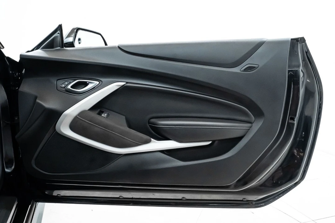 2019 Chevrolet Camaro SS 6th Gen - Image 24 of 31