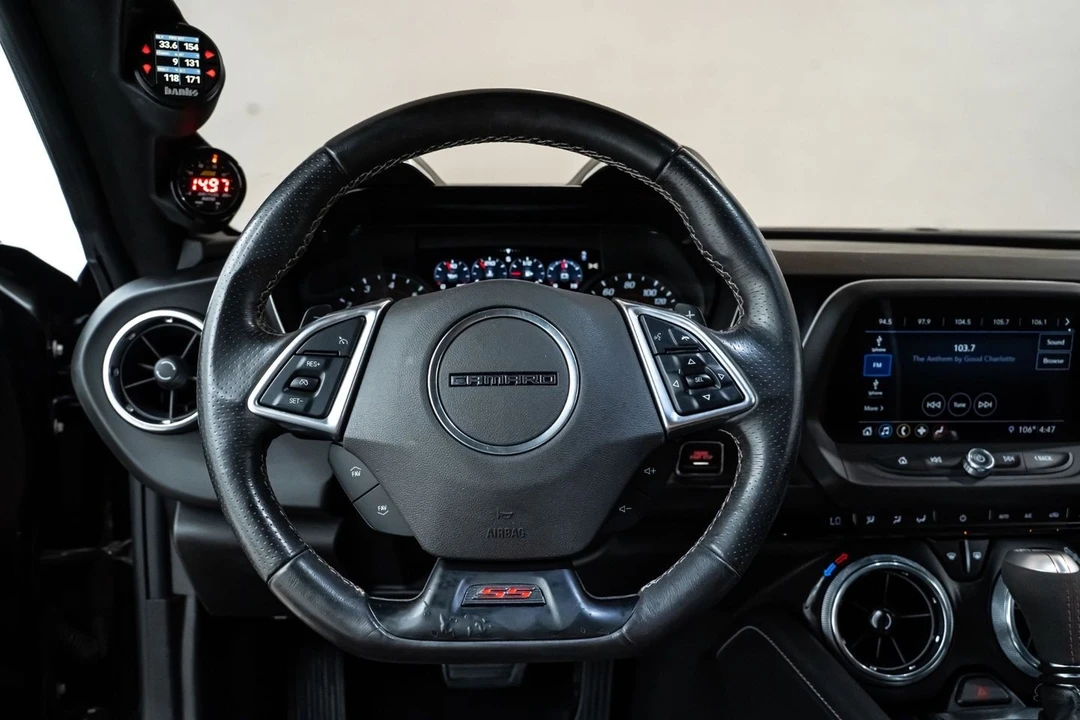 2019 Chevrolet Camaro SS 6th Gen - Image 27 of 31
