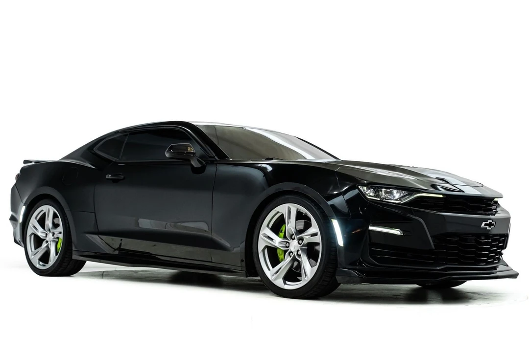 2019 Chevrolet Camaro SS 6th Gen - Image 8 of 31