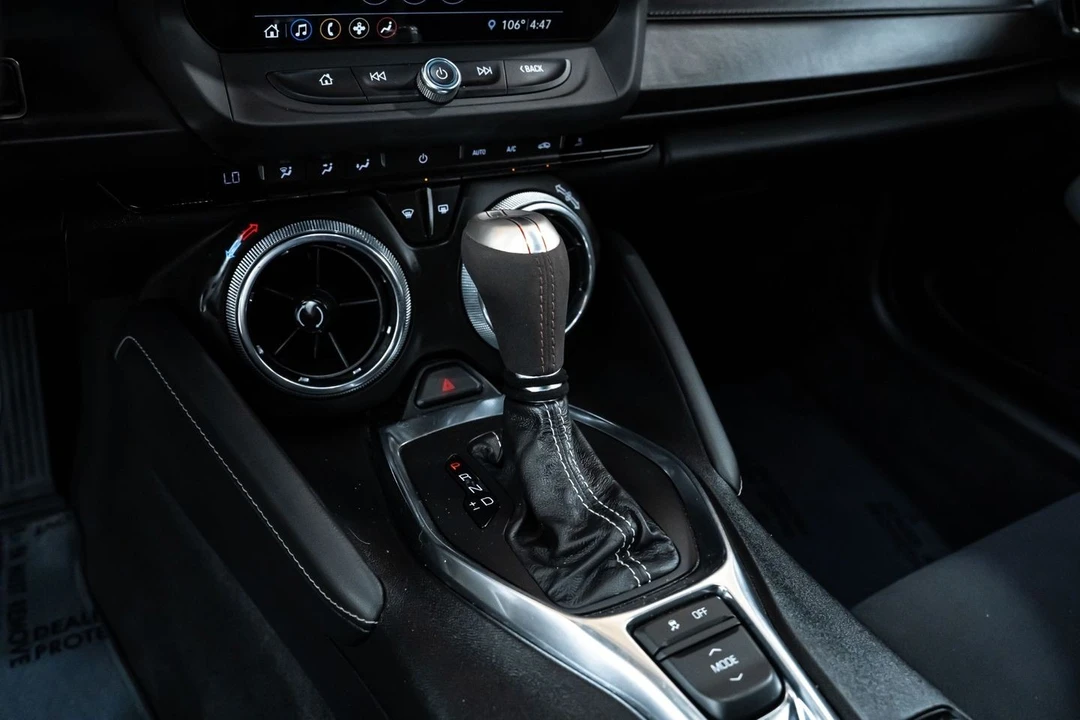 2019 Chevrolet Camaro SS 6th Gen - Image 28 of 31