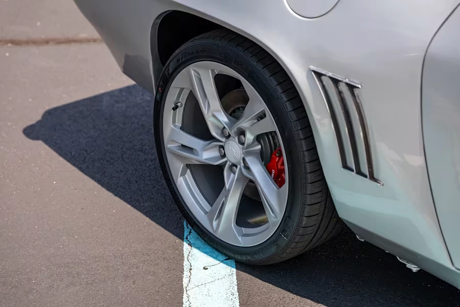 2019 Chevrolet Camaro SS 6th Gen - Image 13 of 31