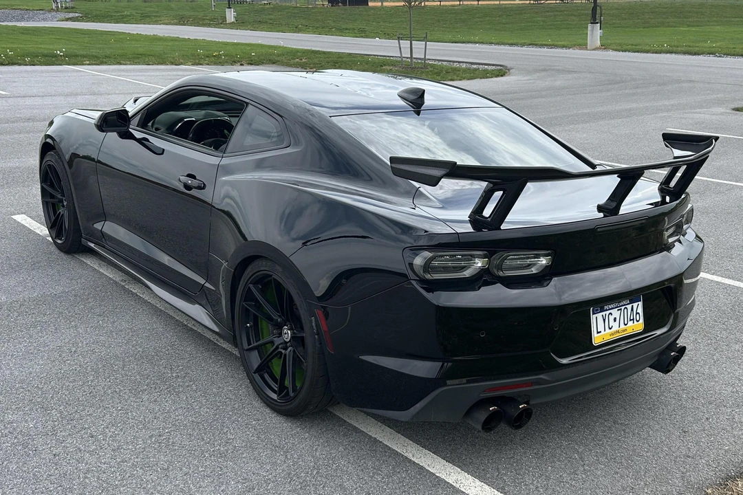 2019 Chevrolet Camaro SS 6th Gen - Image 4 of 31