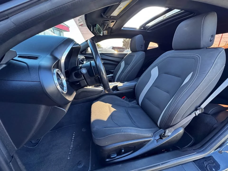 2019 Chevrolet Camaro SS 6th Gen - Image 9 of 16